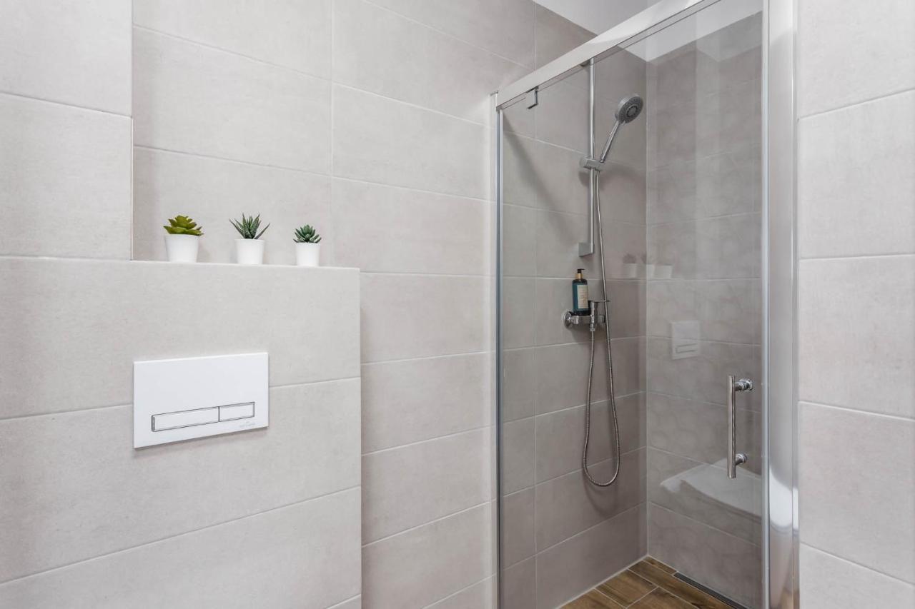 Rent Like Home - Apartamenty Kolo Brzegu & Mini Spa Колобжег Екстериор снимка